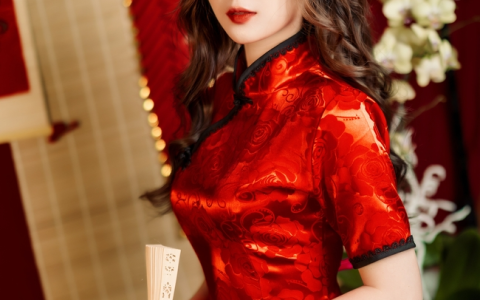 春节美女古典旗袍写真图片